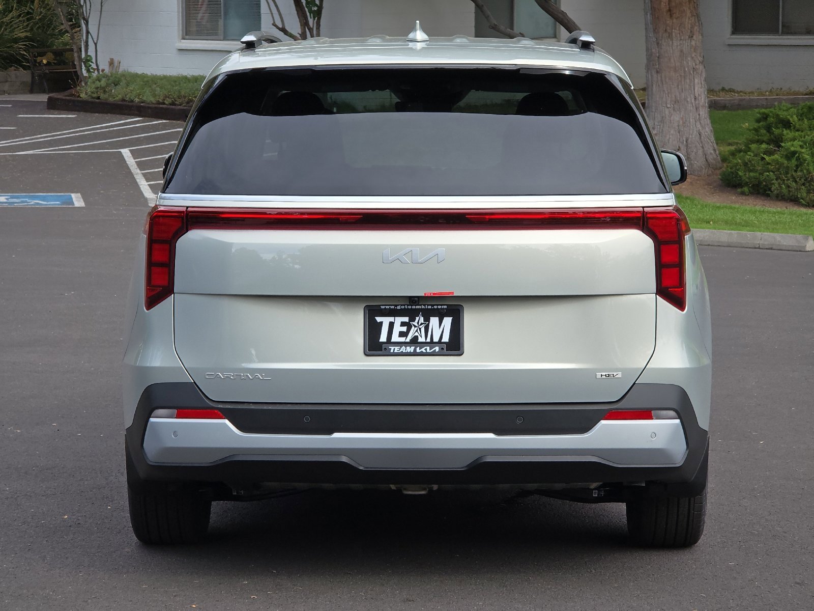 New 2026 Kia Carnival EX image 5