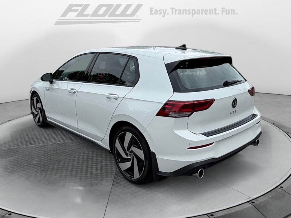 New 2026 Volkswagen Golf SE FWD image 5