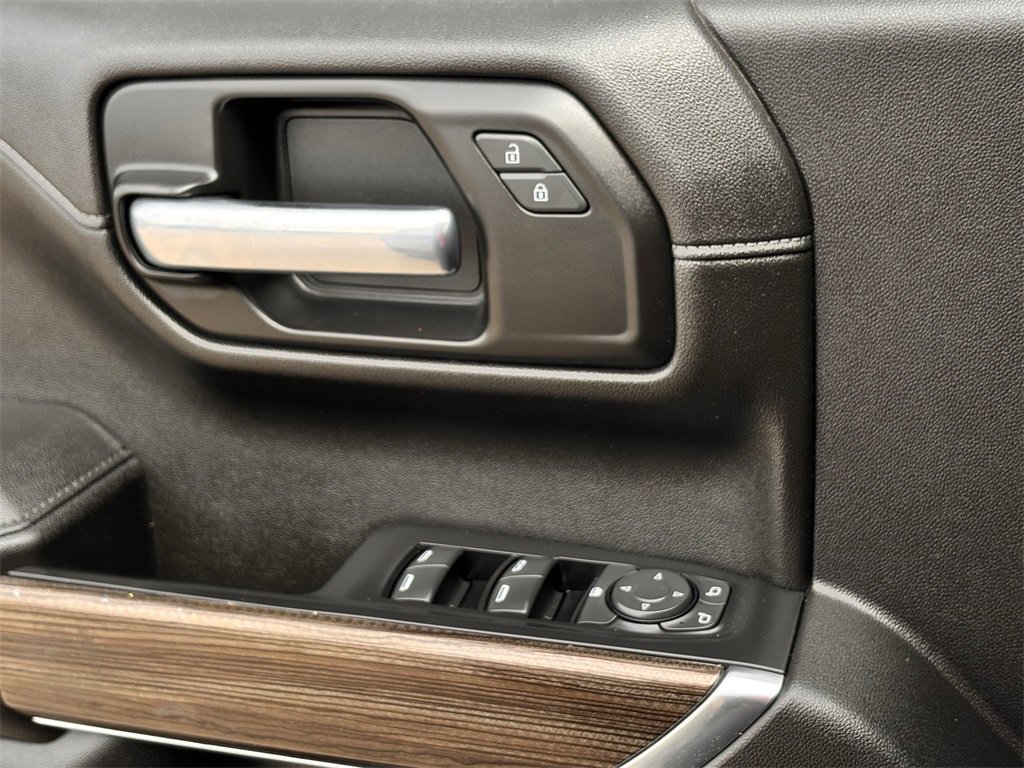 Certified 2021 Chevrolet Silverado 1500 LT Trail Boss w/ Convenience Package II image 20