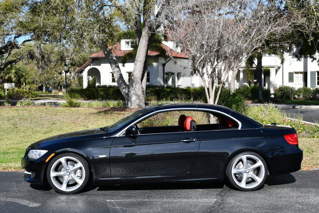 Used 2011 BMW 335i Convertible image 37