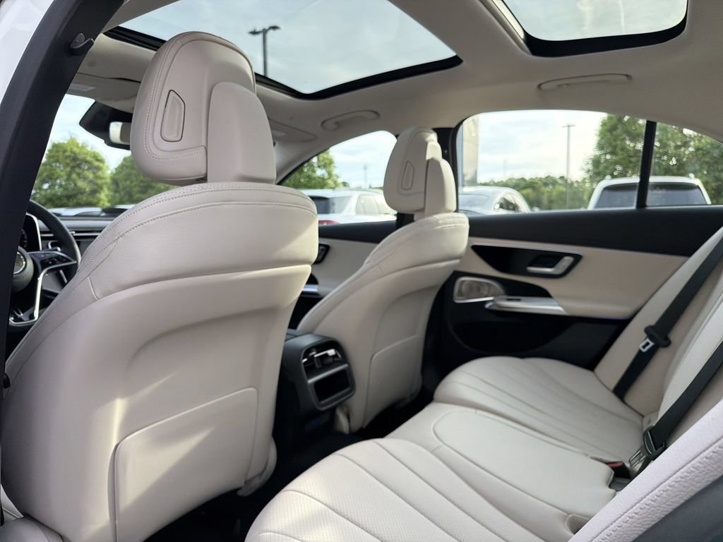 New 2026 Mercedes-Benz E 450 4MATIC Sedan image 12
