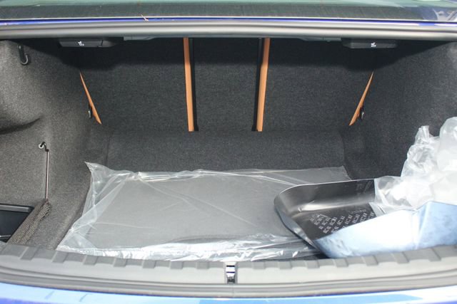 Used 2026 BMW 330i xDrive Sedan w/ M Sport Package image 8