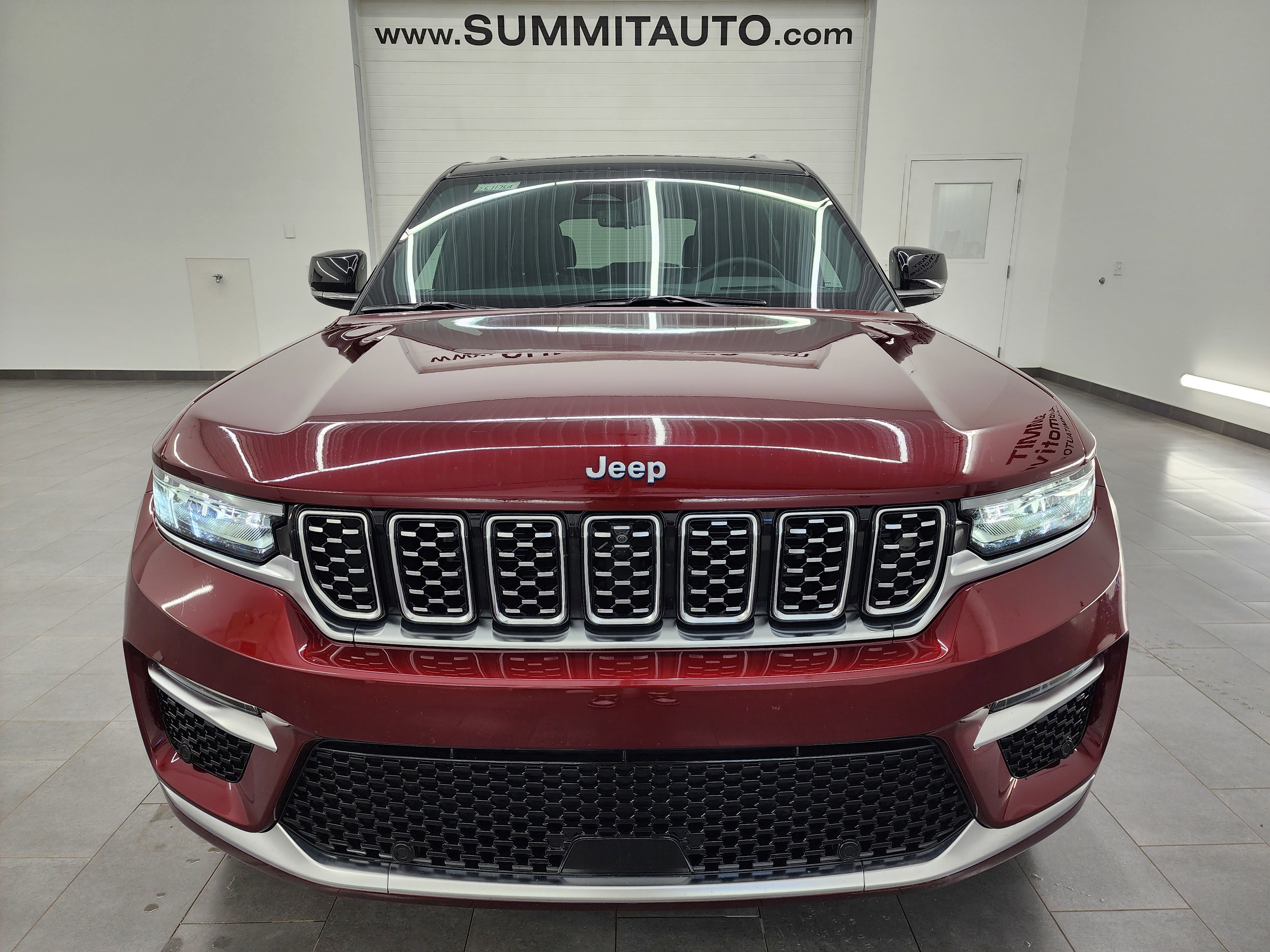 Used 2022 Jeep Grand Cherokee Summit image 28