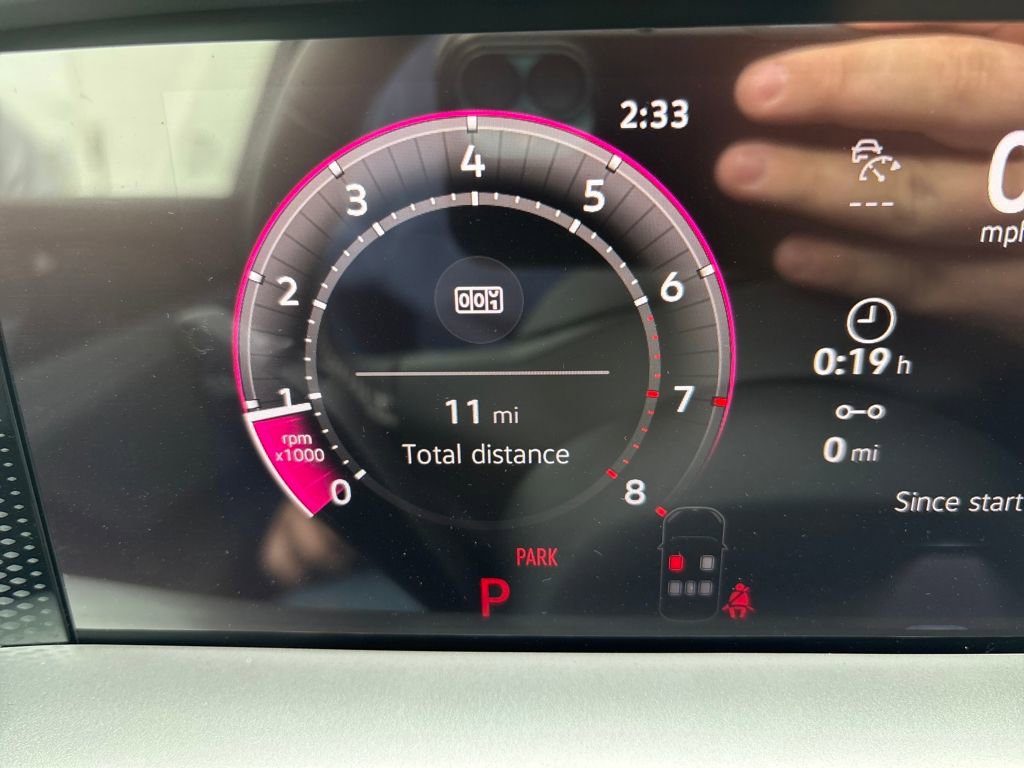 New 2026 Volkswagen Tiguan SE image 16