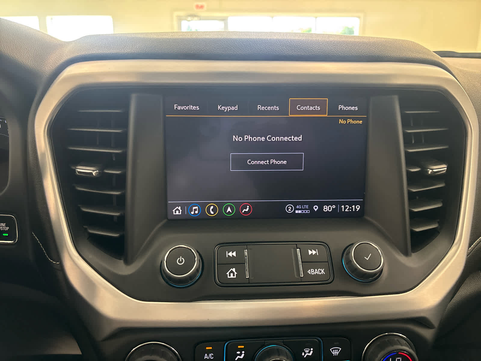 Used 2023 GMC Acadia SLE w/ Driver Convenience Package image 39