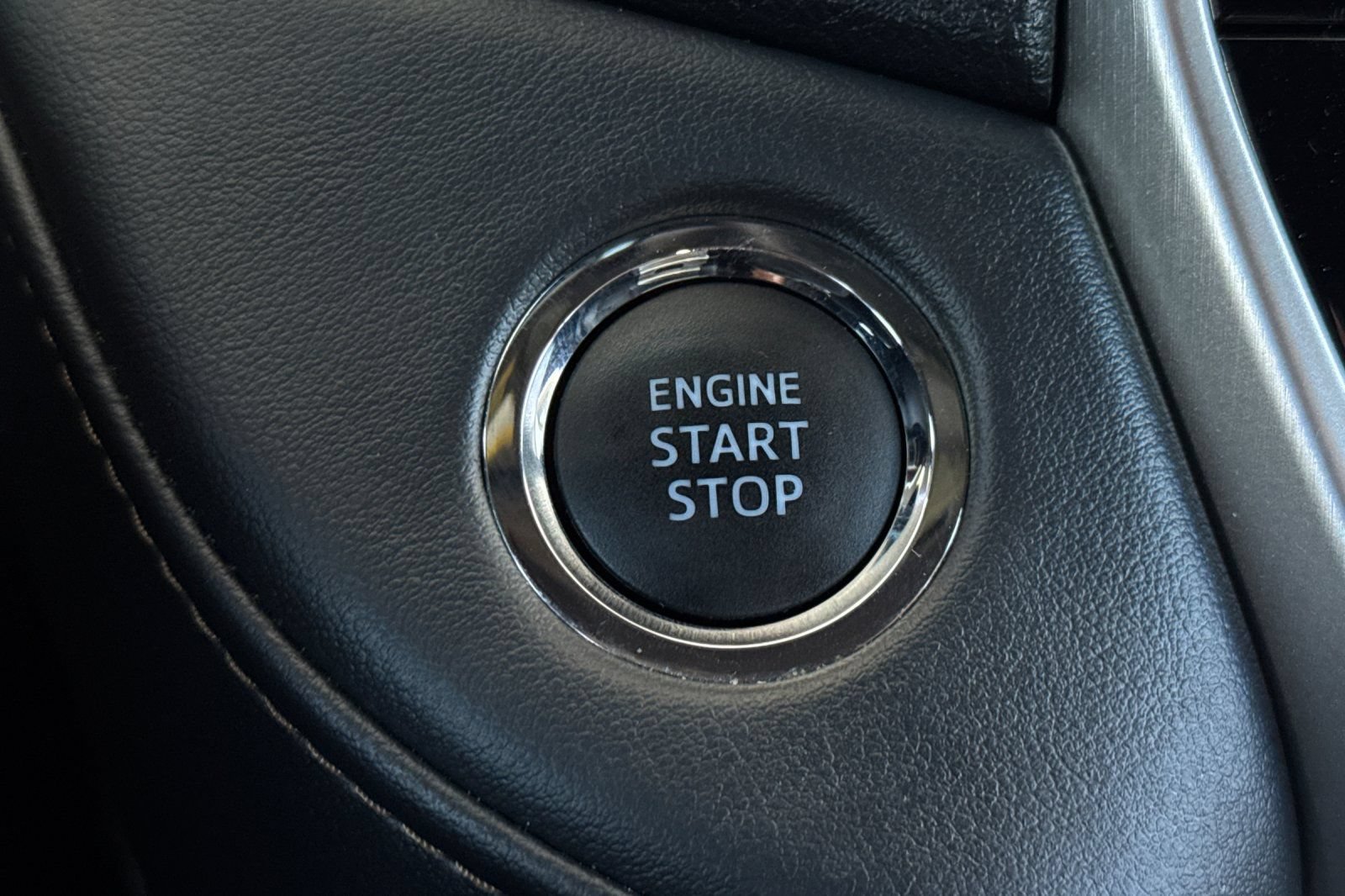 Used 2020 Toyota Land Cruiser Heritage Edition AWD/4WD image 25
