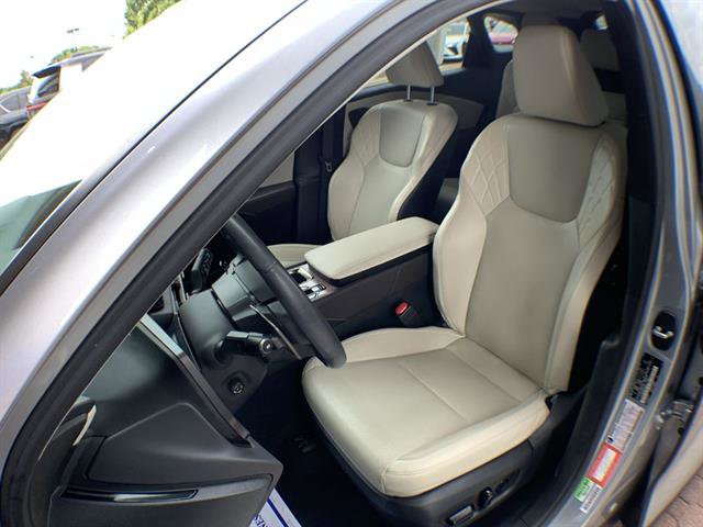 Used 2023 Lexus RX 350 Premium w/ Accessory Package (Z1) FWD image 11