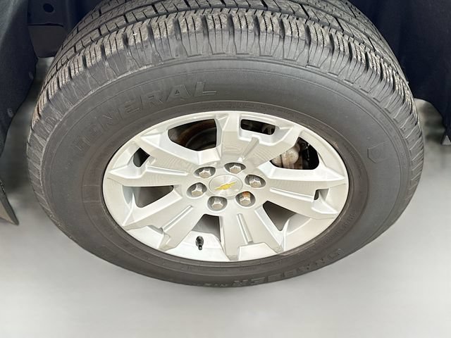 Used 2020 Chevrolet Colorado LT w/ Safety Package RWD image 29