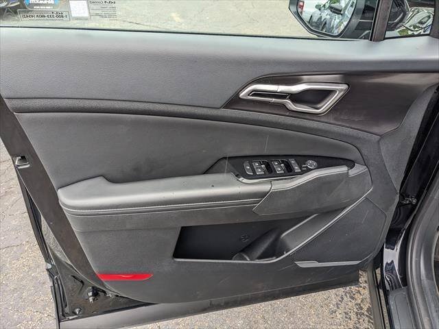 Used 2024 Kia Sportage EX FWD image 10