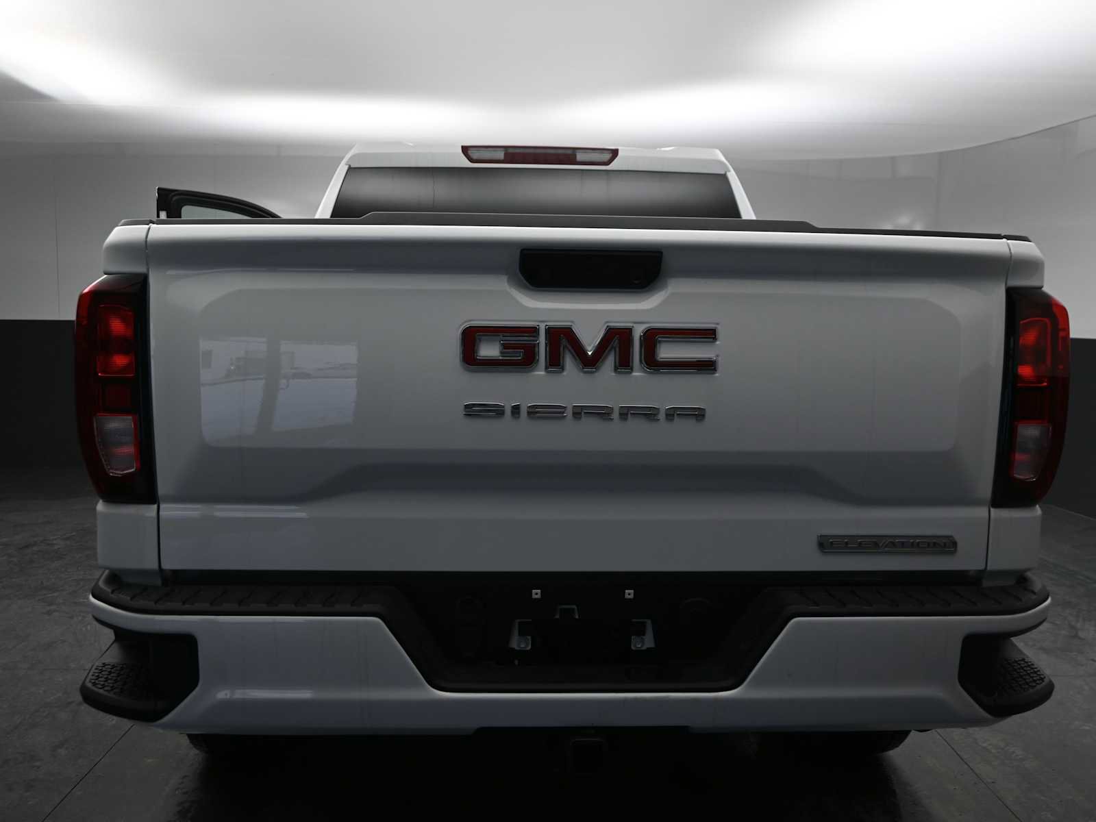 New 2026 GMC Sierra 1500 Elevation image 5