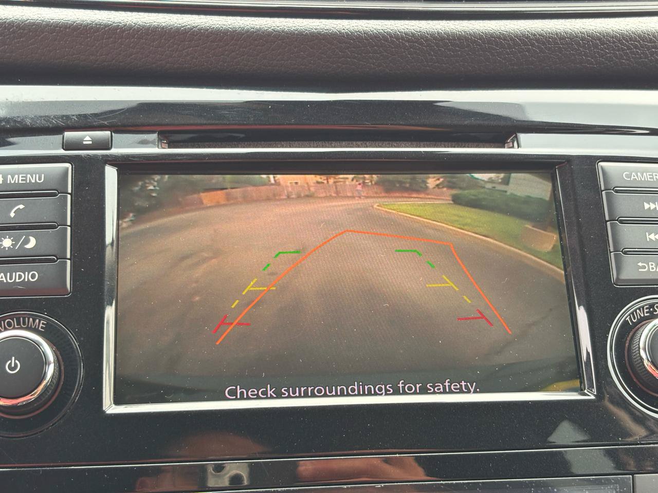 Used 2019 Nissan Rogue SV AWD/4WD image 25