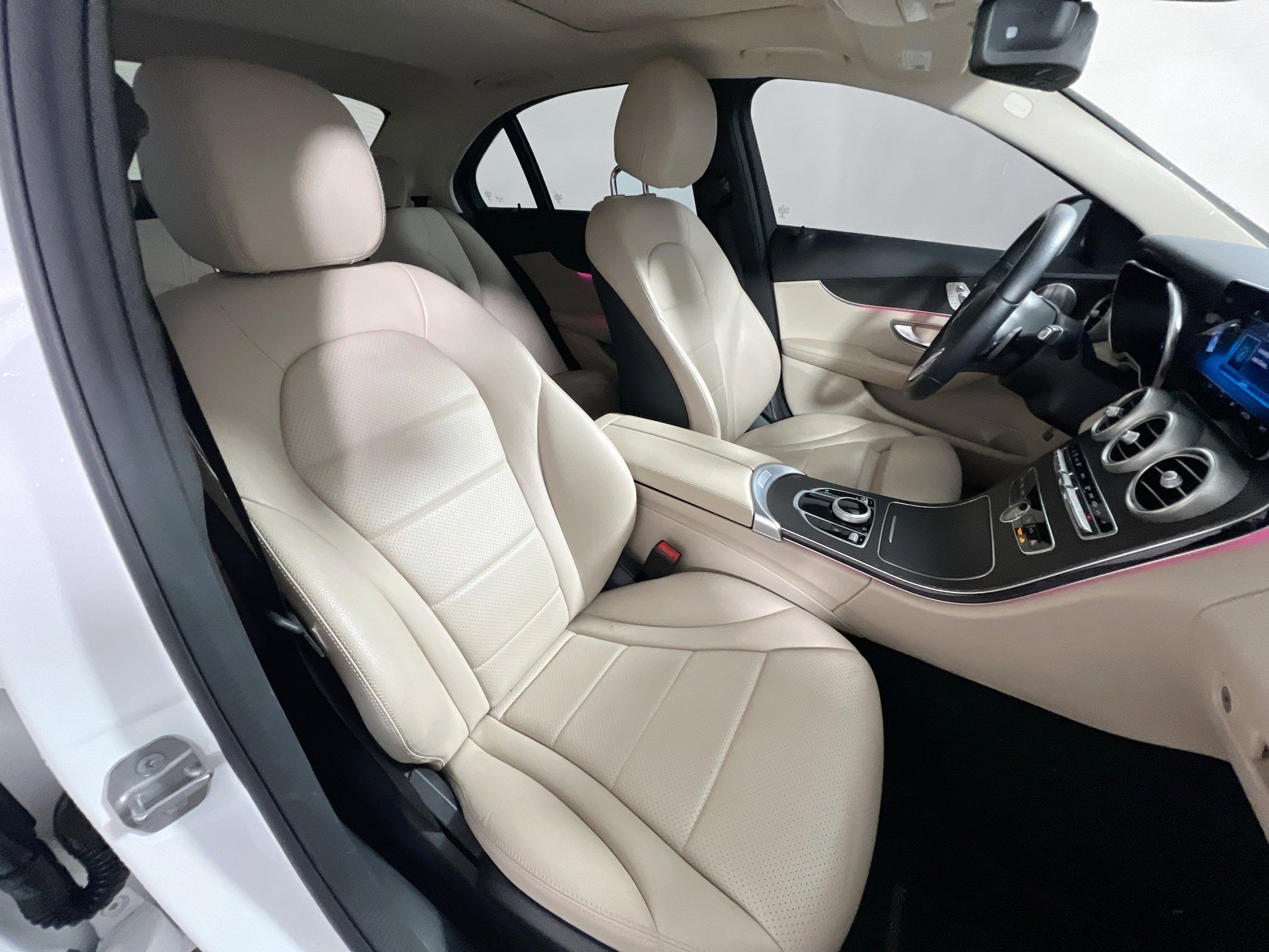 Used 2021 Mercedes-Benz C 300 Sedan image 31