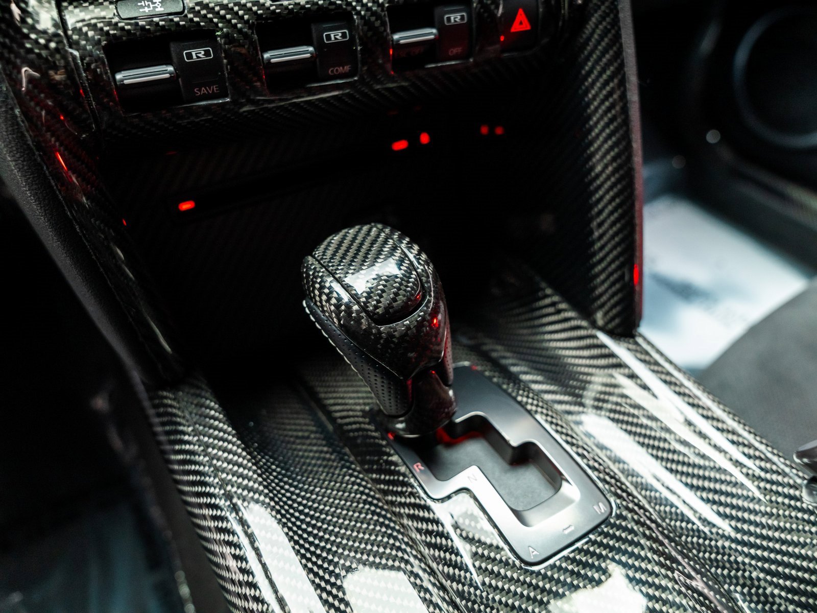 Used 2015 Nissan GT-R Premium image 50