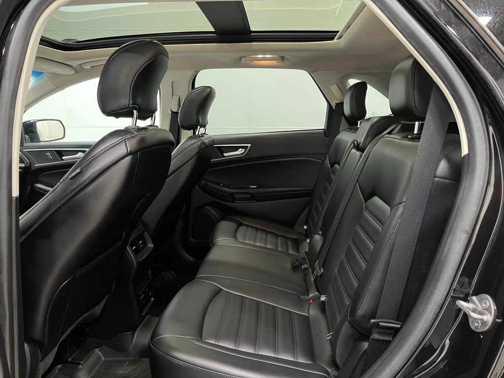 Used 2019 Ford Edge SEL w/ Equipment Group 201A image 31