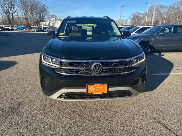 Certified 2022 Volkswagen Atlas SE w/ Black Wheel Package video 2