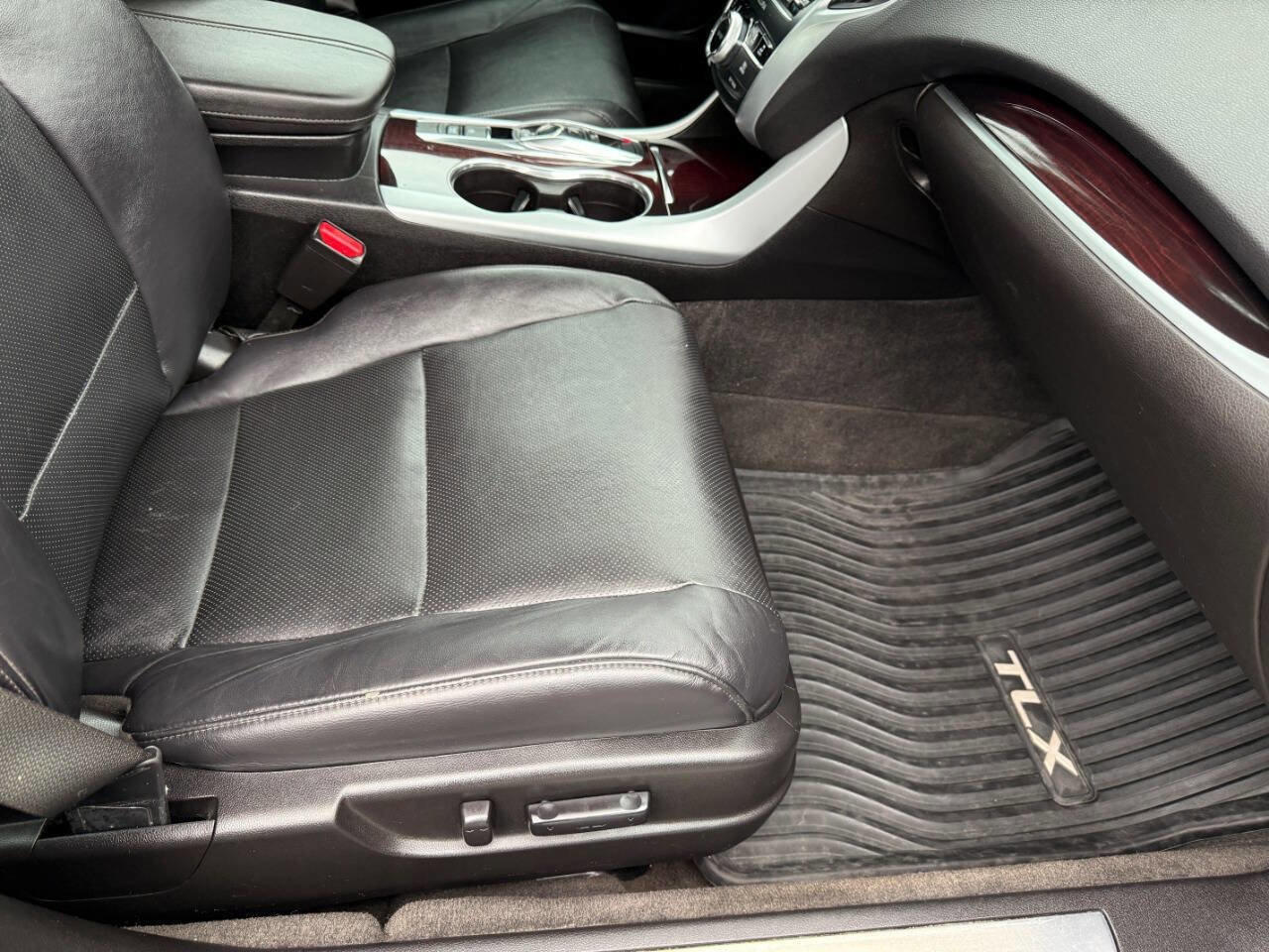 Used 2016 Acura TLX V6 w/ Technology Package image 31