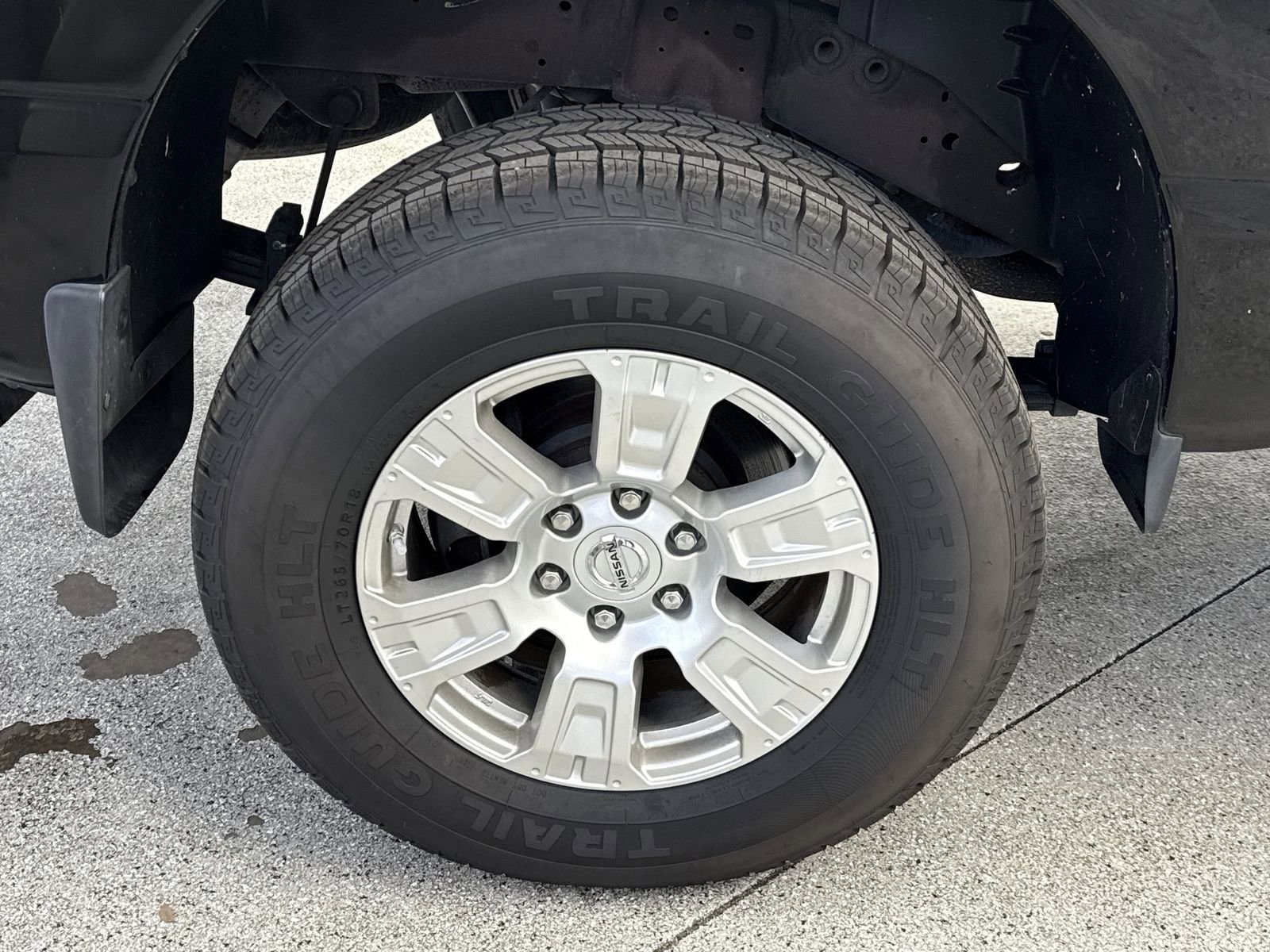 Used 2017 Nissan Titan S image 42