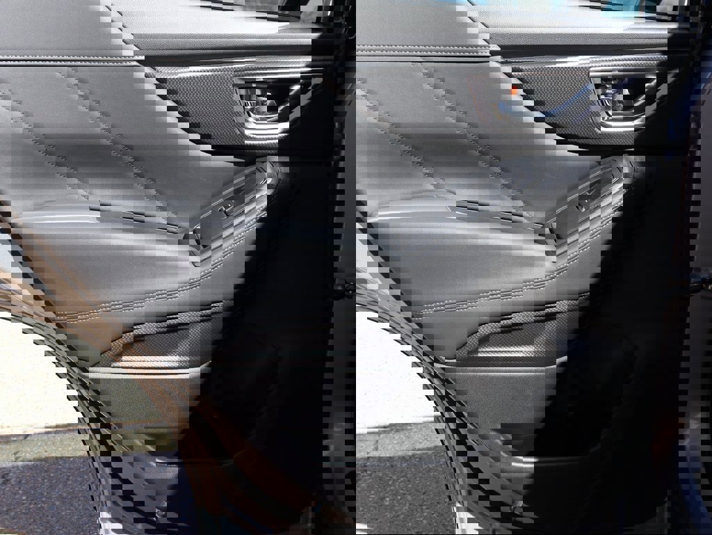 Used 2024 Subaru Forester Touring w/ Convenience Package image 18