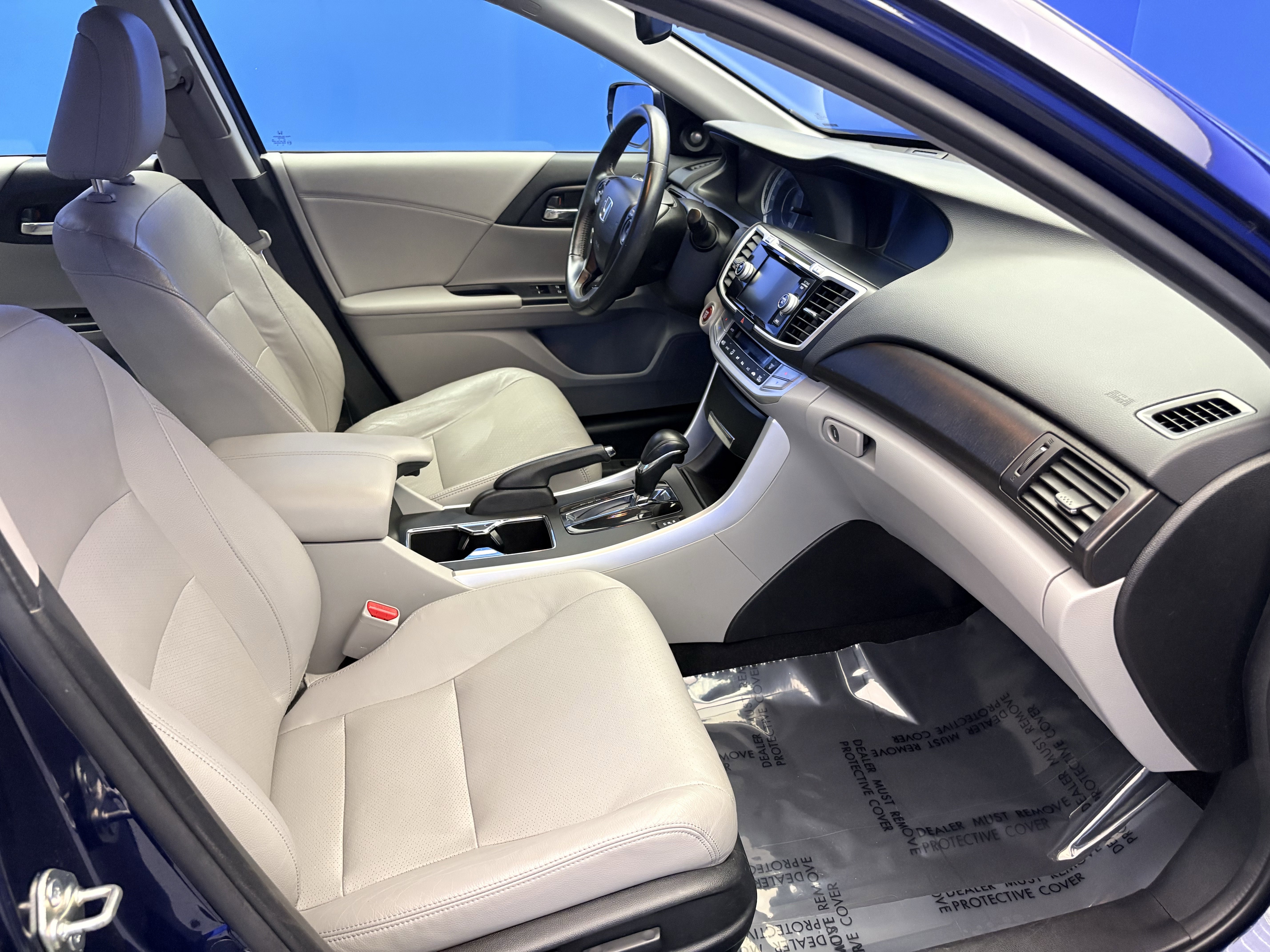 Used 2015 Honda Accord EX-L image 22