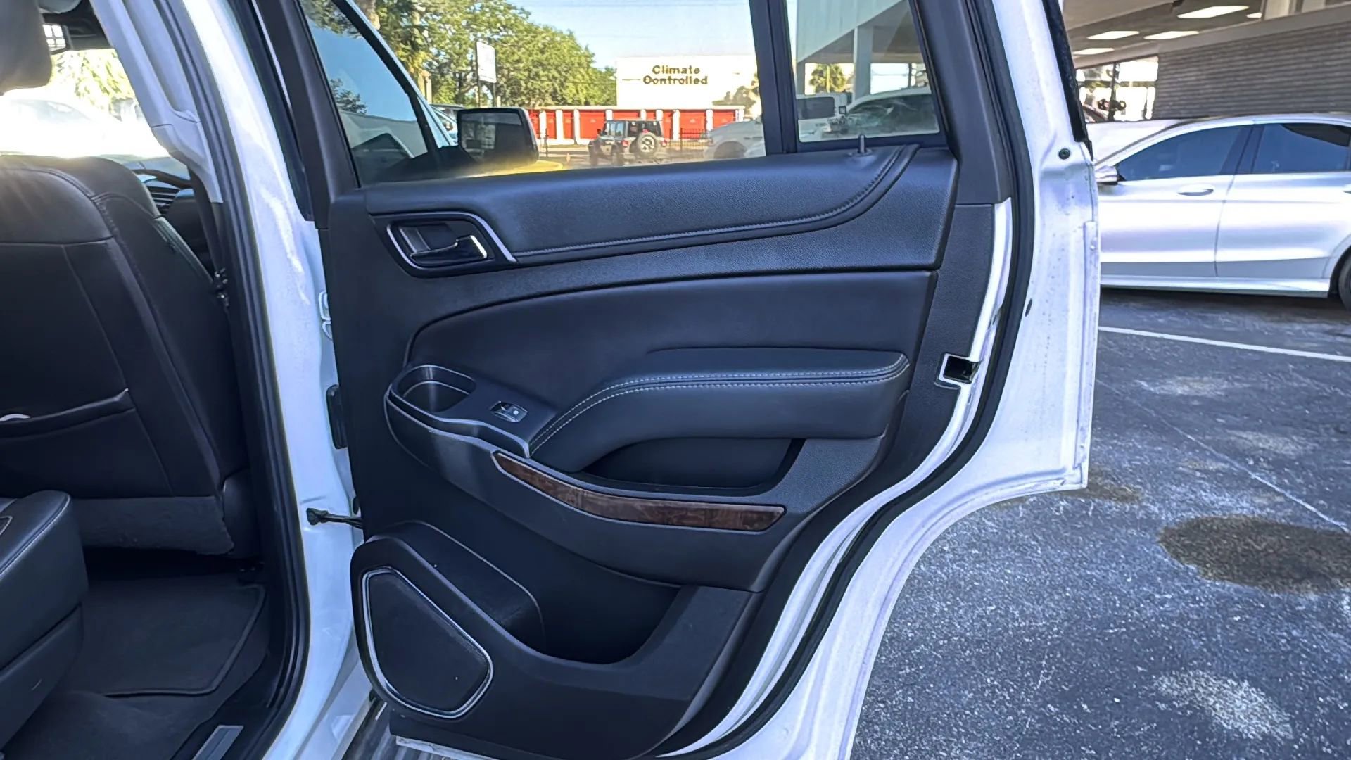 Used 2019 Chevrolet Tahoe LT AWD/4WD image 31