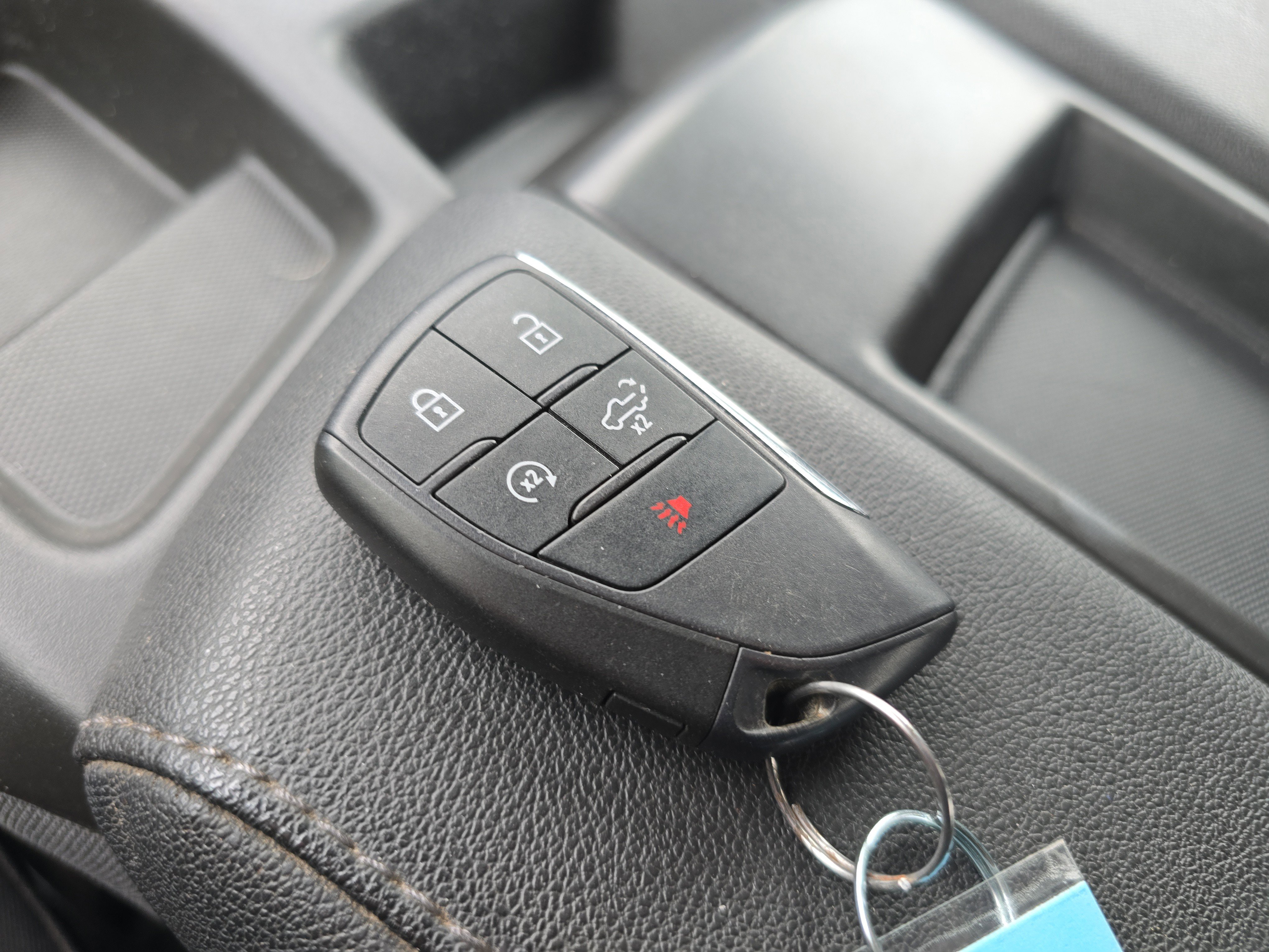 Used 2024 Chevrolet Silverado 2500 LT image 33