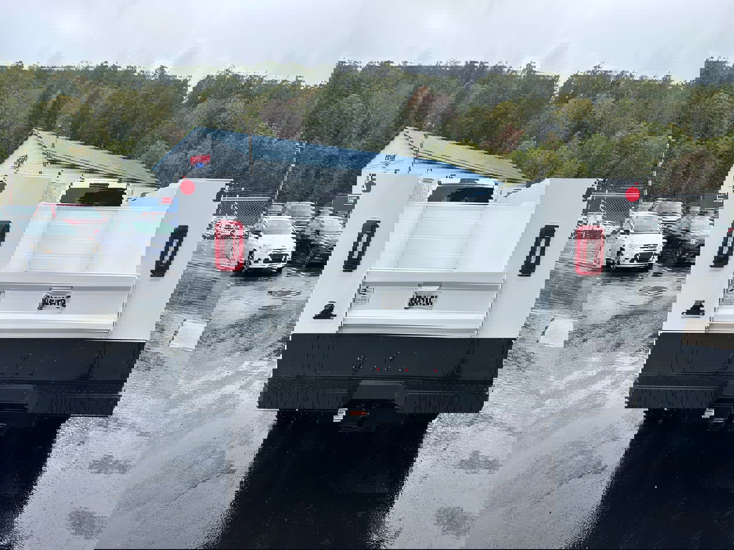 New 2026 Ford F550 4x4 Crew Cab image 14