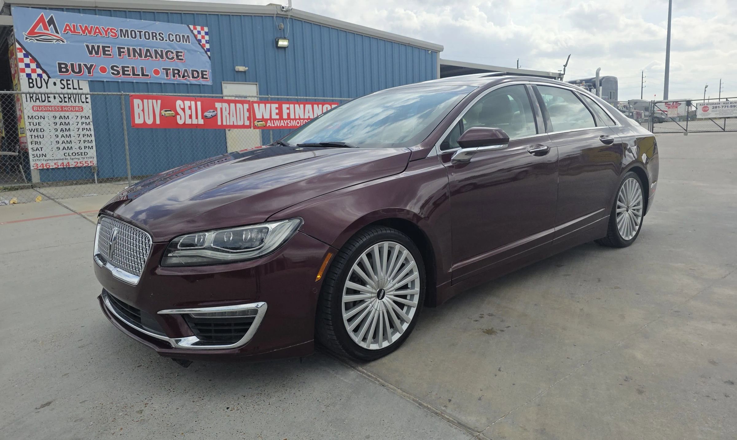 Used 2017 Lincoln MKZ Reserve image 2