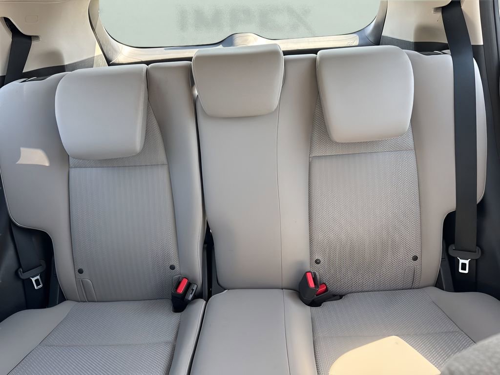 Used 2016 Honda HR-V LX image 10