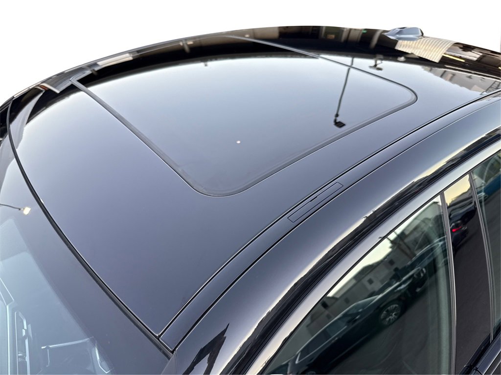 Certified 2023 BMW i4 eDrive35 image 12