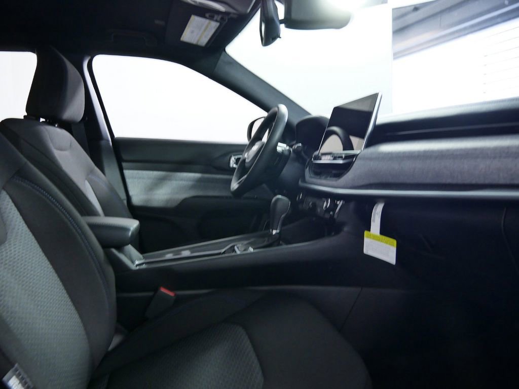 Used 2024 Jeep Compass Sport image 19