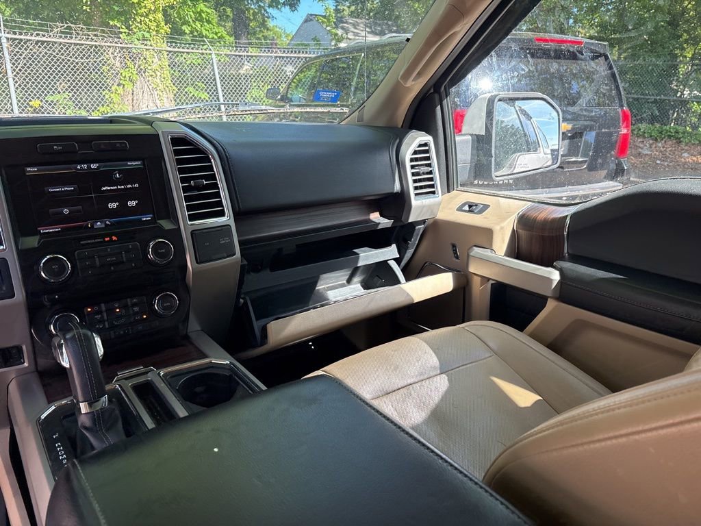 Used 2015 Ford F150 Lariat w/ Equipment Group 501A Mid RWD image 11