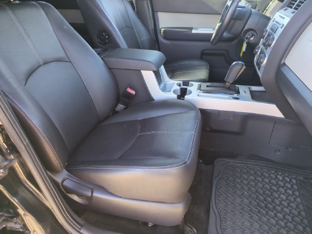 Used 2009 Mercury Mariner Premier FWD image 17