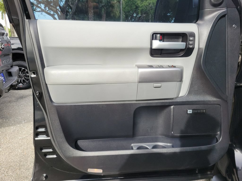 Used 2020 Toyota Sequoia Limited w/ Safety & Convenience Package RWD image 17