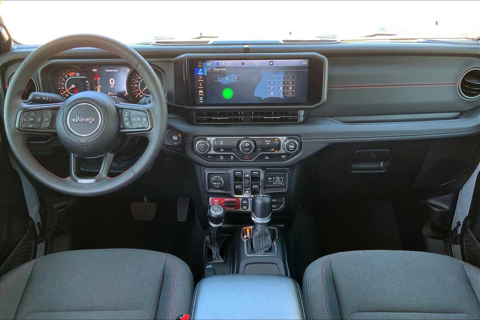 Used 2024 Jeep Wrangler Unlimited Rubicon image 29