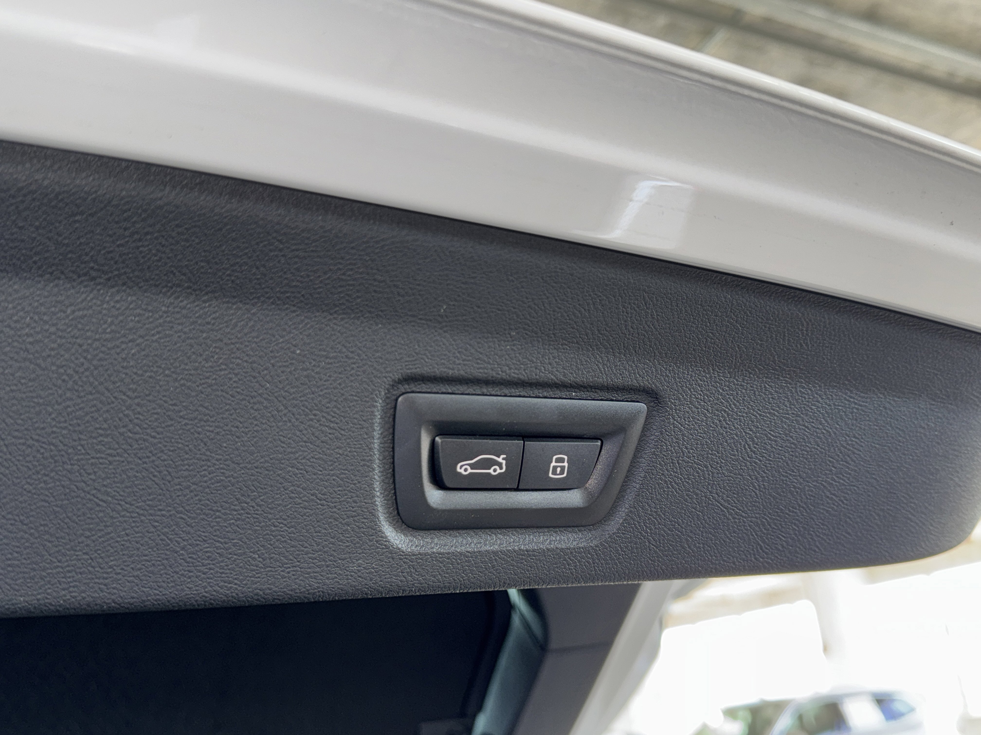 Certified 2024 BMW i4 xDrive40i image 14