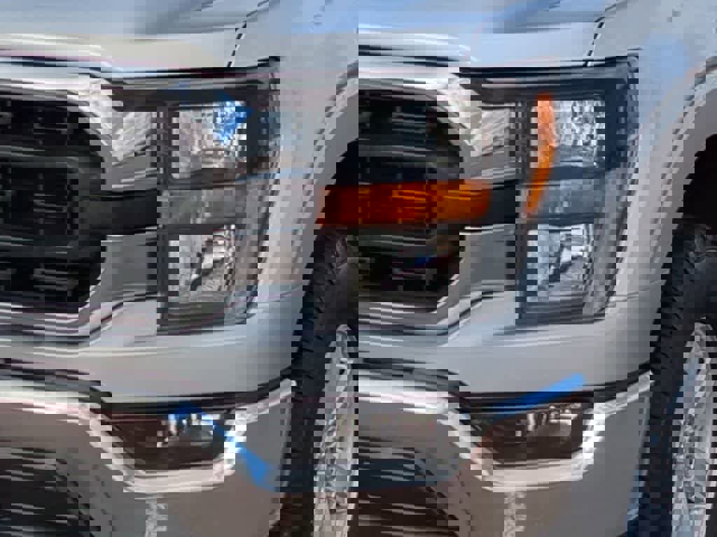 Used 2023 Ford F150 XLT w/ Trailer Tow Package image 10