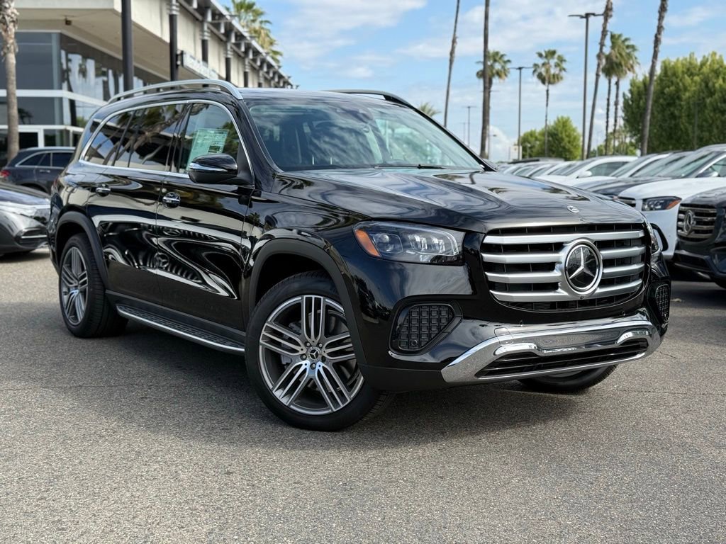 New 2026 Mercedes-Benz GLS 450 4MATIC image 1