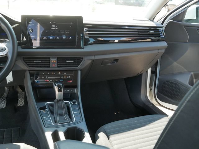 Certified 2025 Volkswagen Jetta S FWD image 23