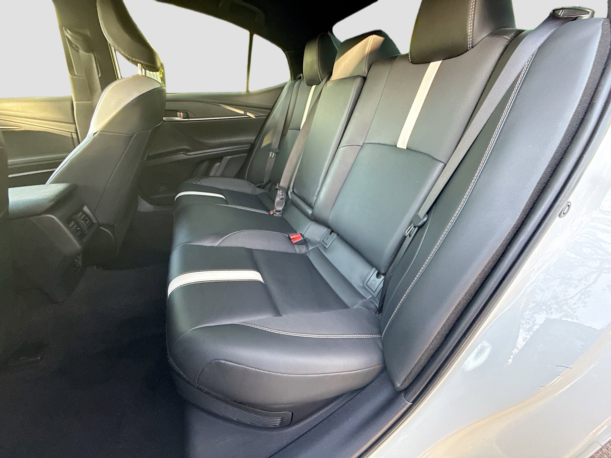 Used 2025 Toyota Camry SE w/ Multimedia Upgrade Package image 16