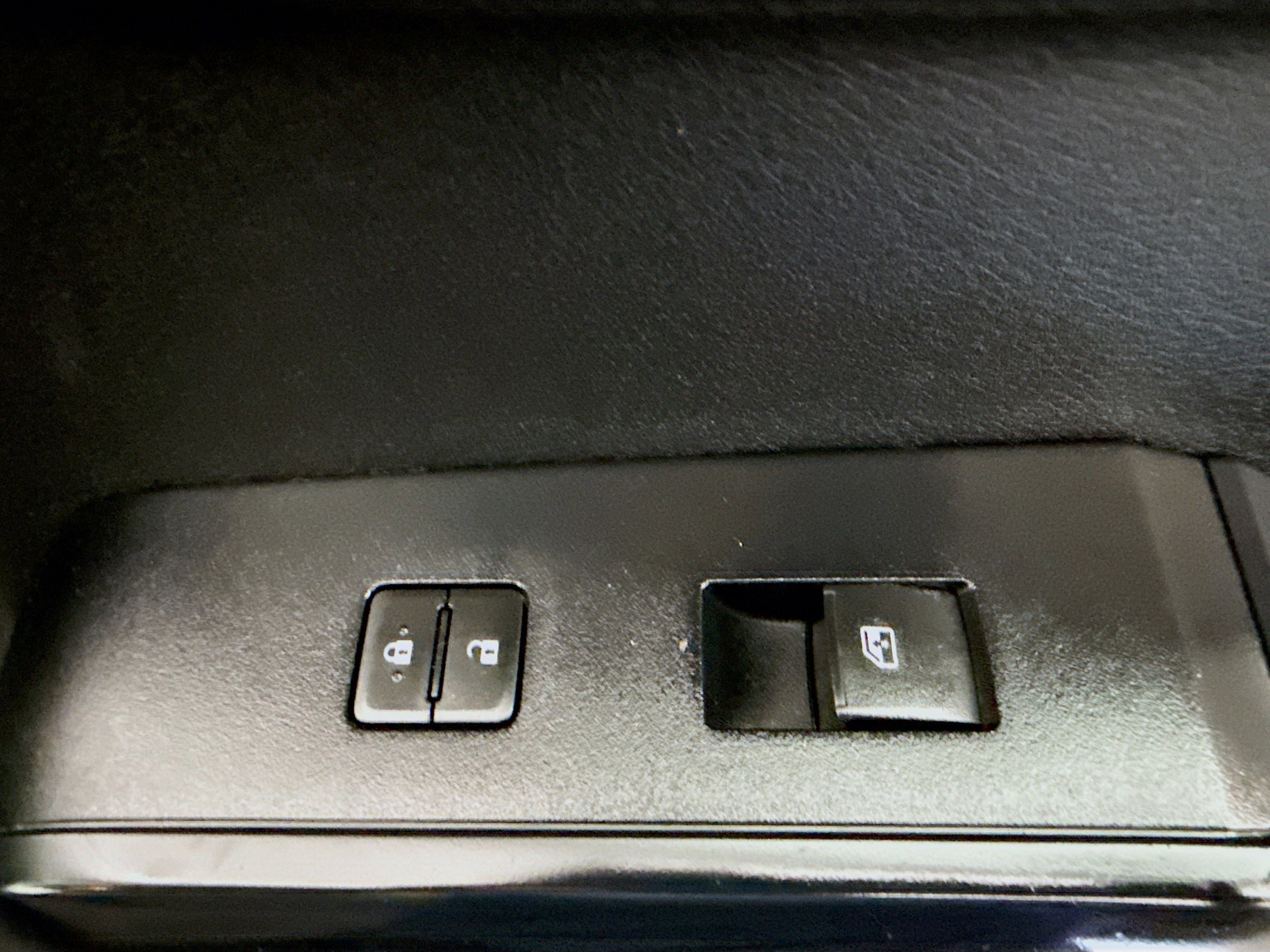 Used 2022 Toyota Tacoma SR image 30