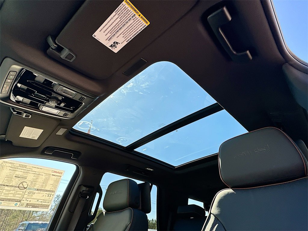 New 2026 GMC Yukon AT4 w/ AT4 Premium Plus Package image 11