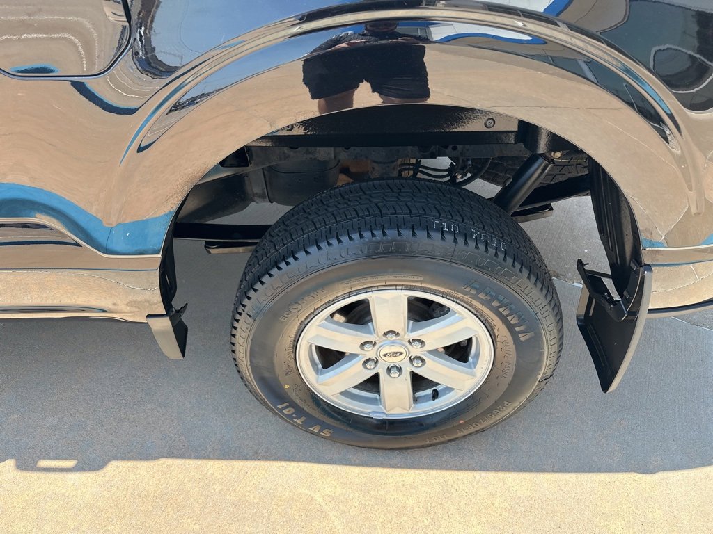 Used 2022 Ford F150 XLT w/ Trailer Tow Package image 12