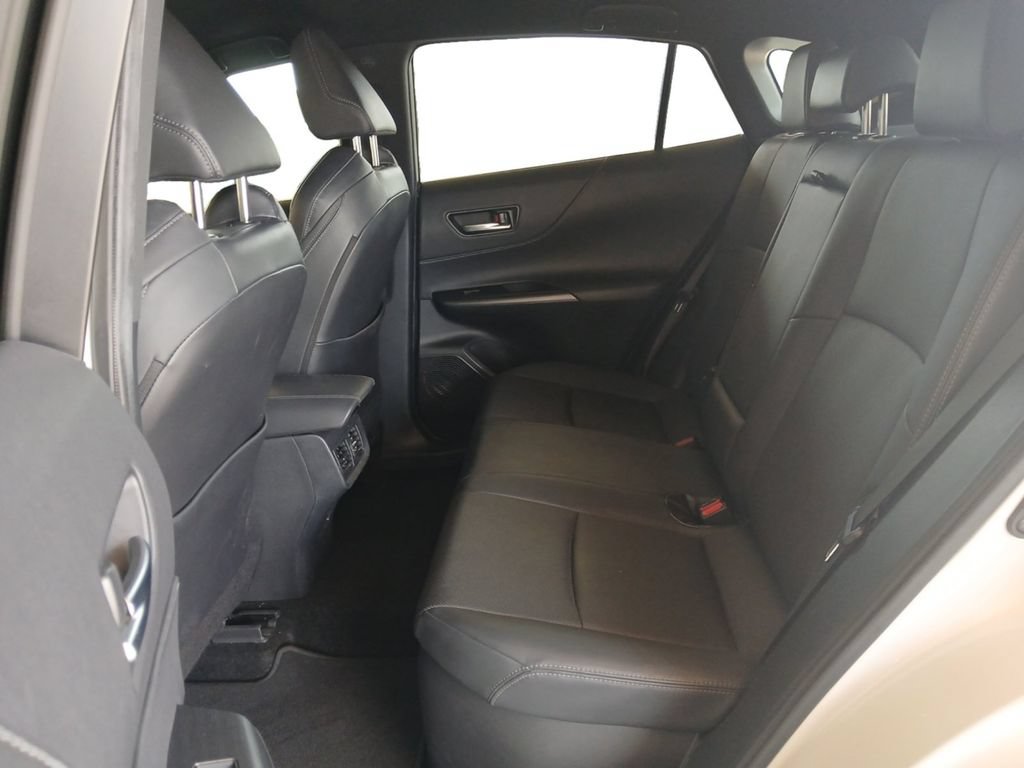 Used 2022 Toyota Venza Limited AWD/4WD image 13