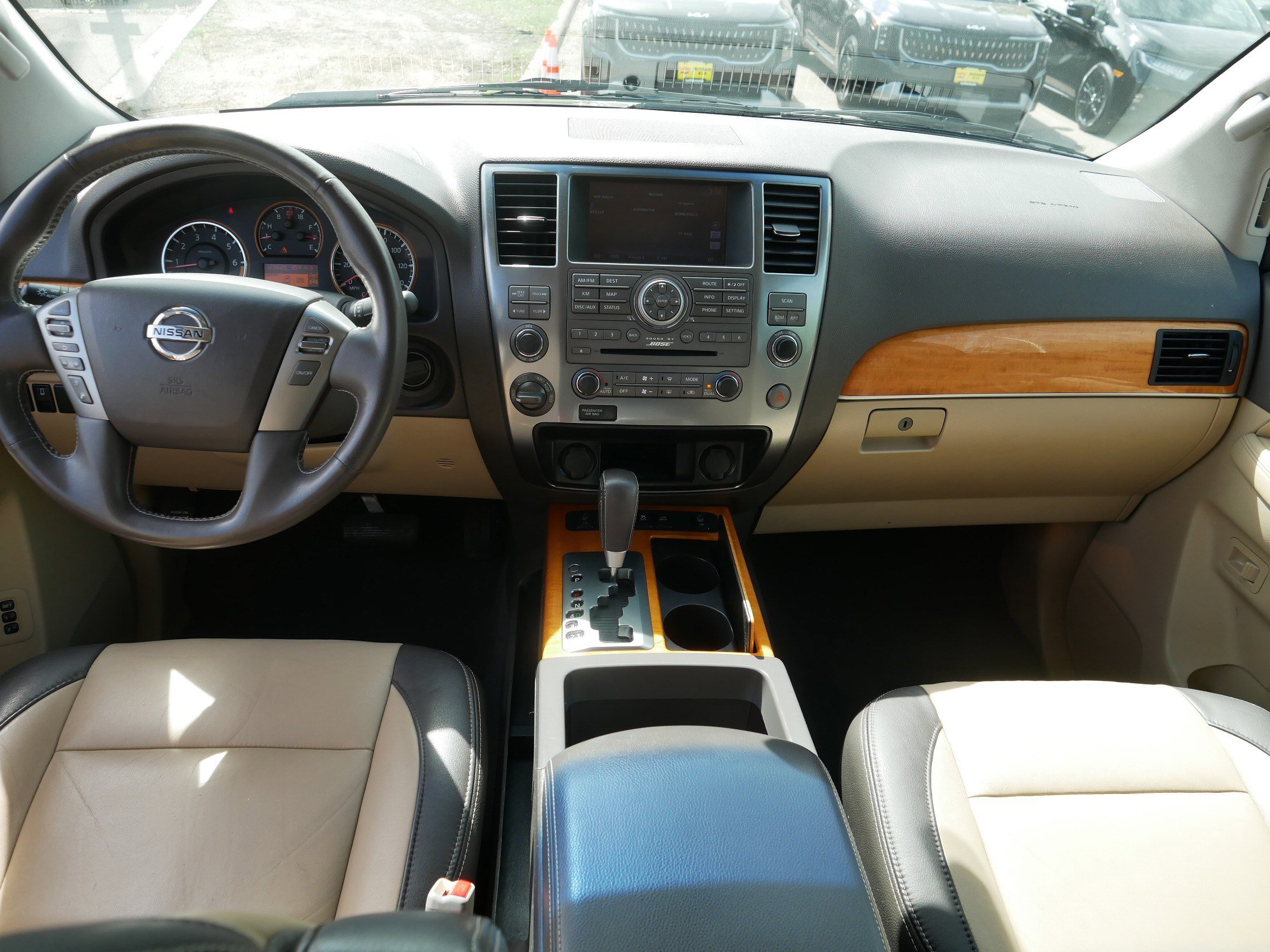 Used 2013 Nissan Armada Platinum w/ Platinum Reserve Pkg AWD/4WD image 10