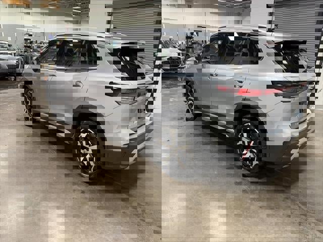 Certified 2025 Volkswagen Tiguan SE image 43