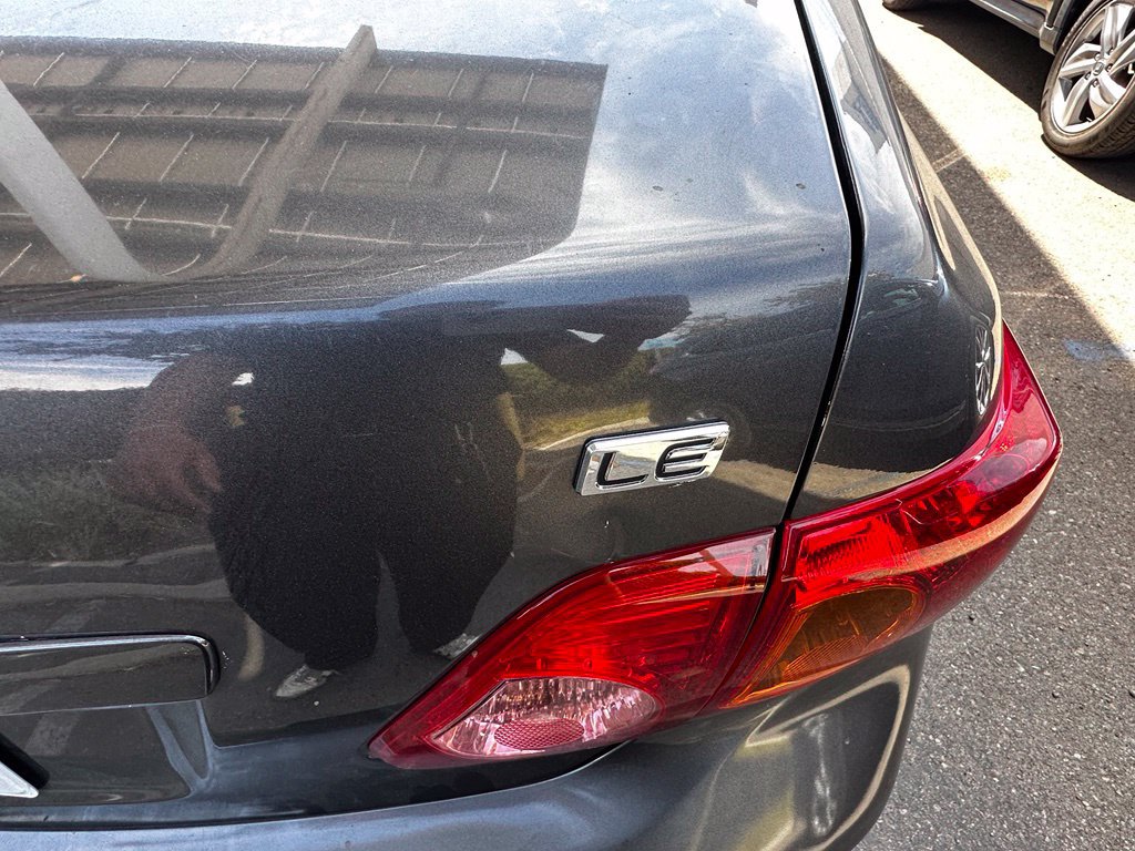 Used 2010 Toyota Corolla LE FWD image 23