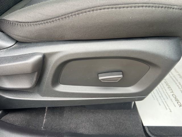 Used 2022 Ford Explorer XLT image 53