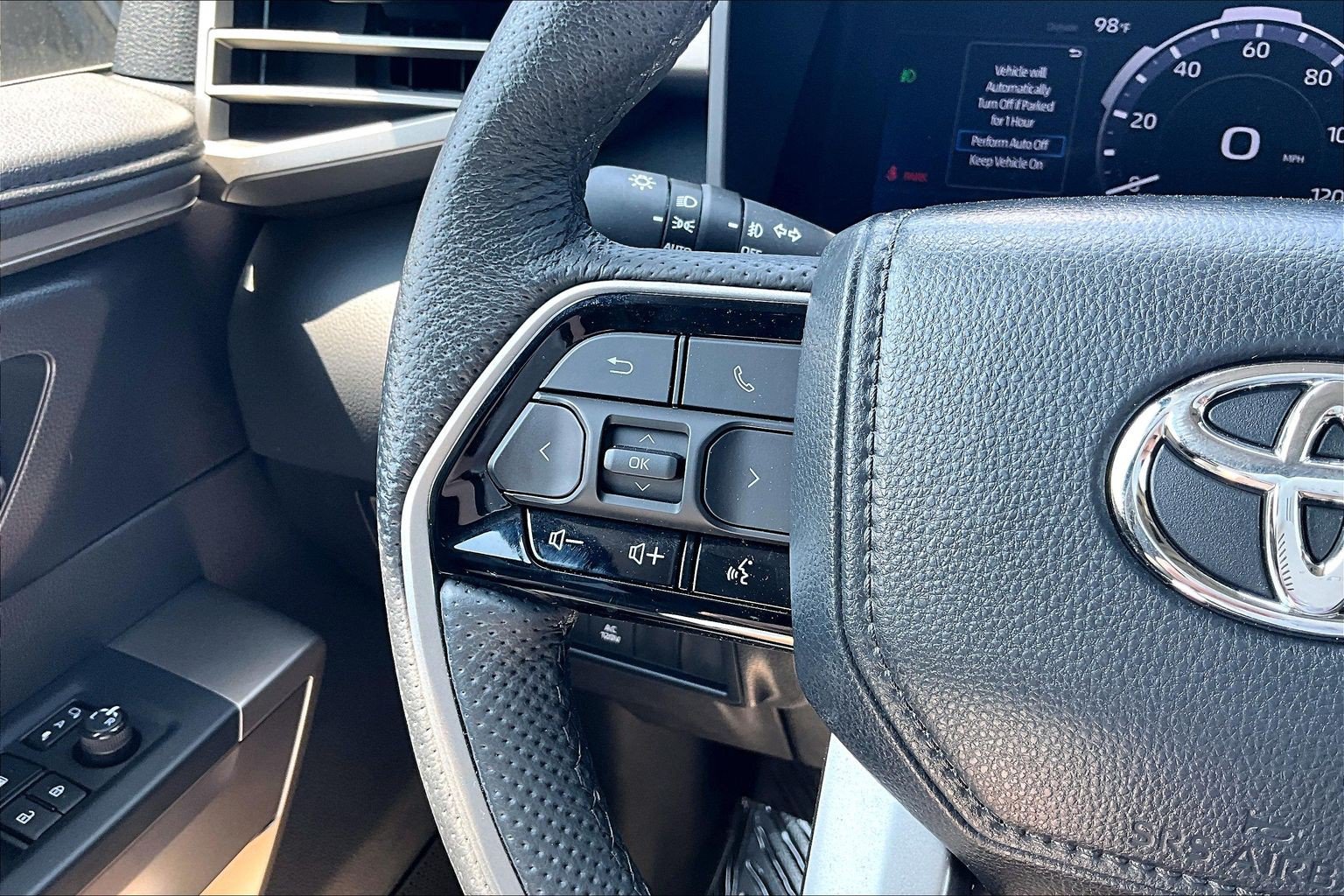 Used 2024 Toyota Sequoia SR5 w/ SR5 Premium Package AWD/4WD image 18