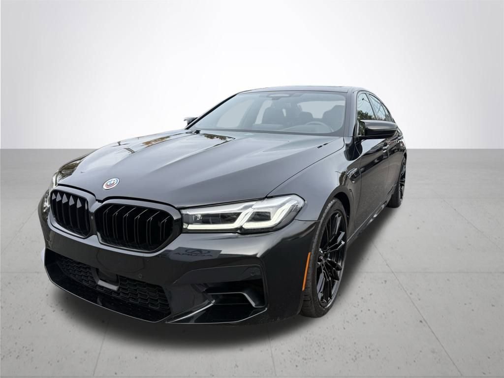 Used 2022 BMW M5 w/ Executive Package image 2