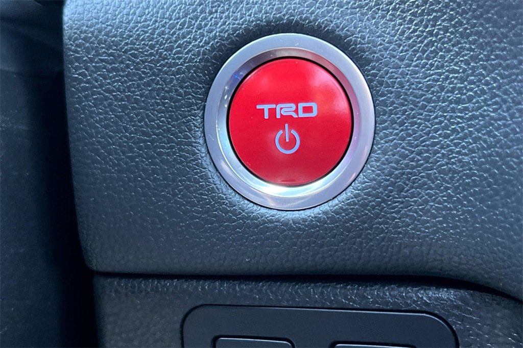 Used 2023 Toyota Tundra Limited image 25